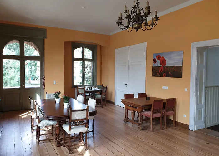 Bianca Am Huy Hotell